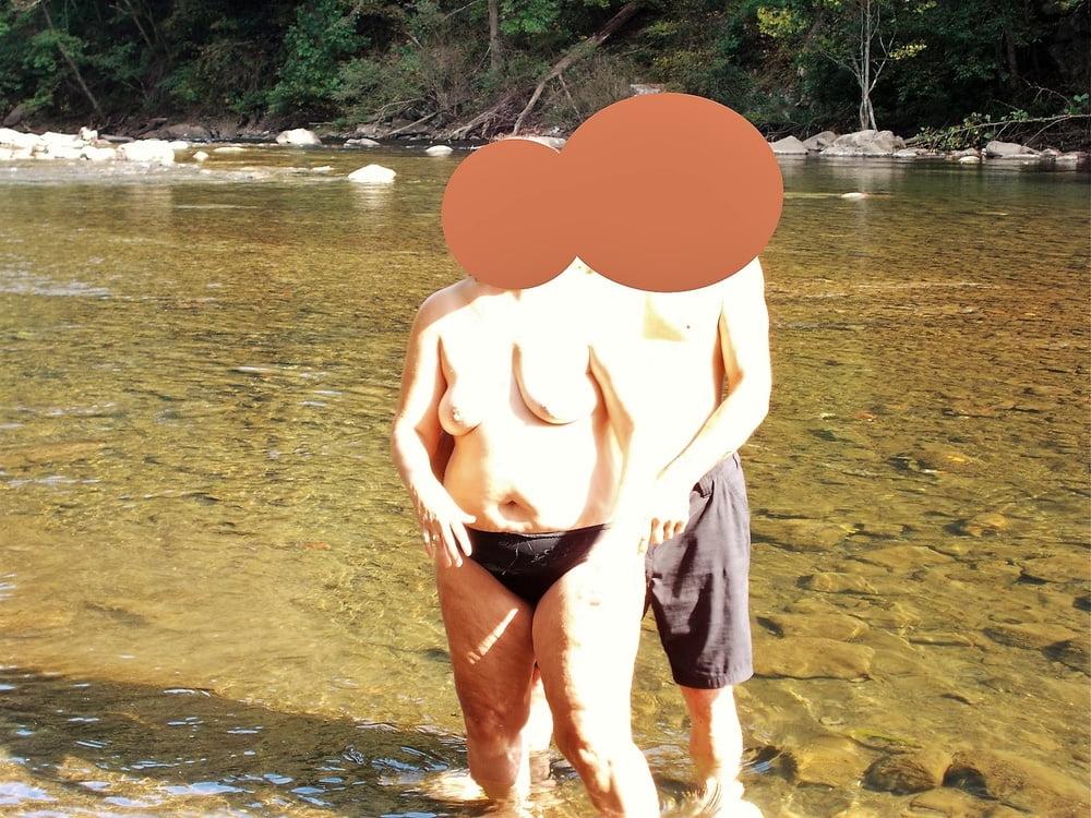 25P Public Nudity