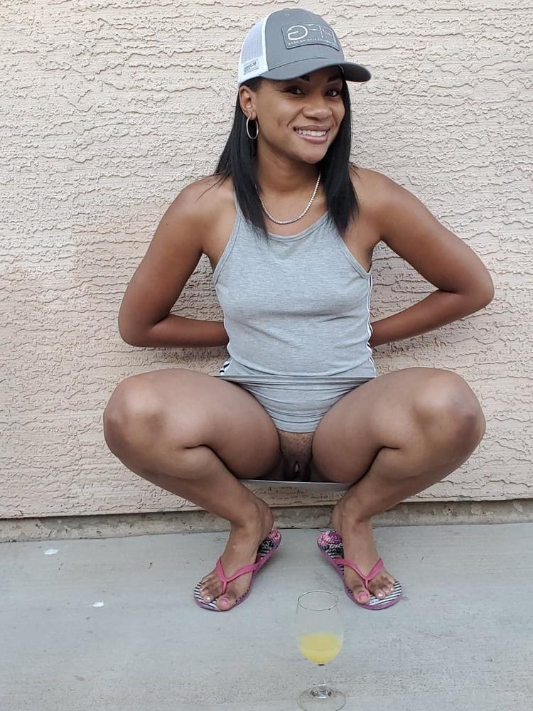 12P Hot sexy ebony