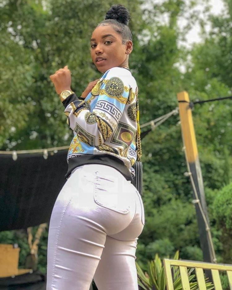 25P Fat Ebony Ass