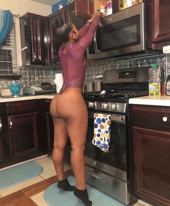 25P Fat Ebony Ass