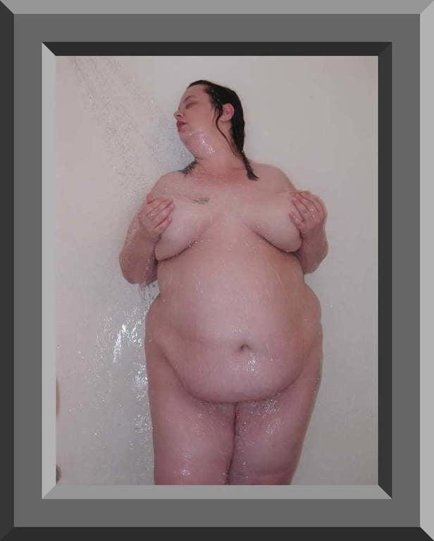 19P Expose fat Slut Mila