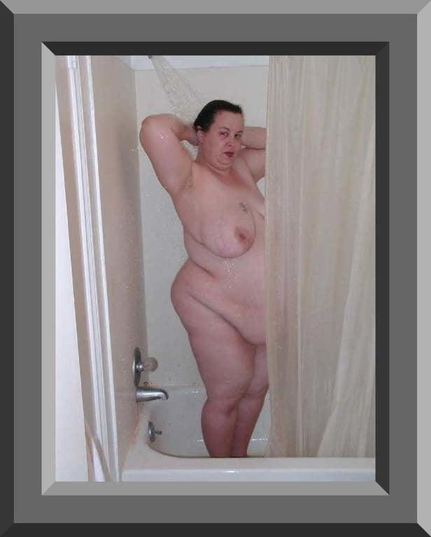 19P Expose fat Slut Mila