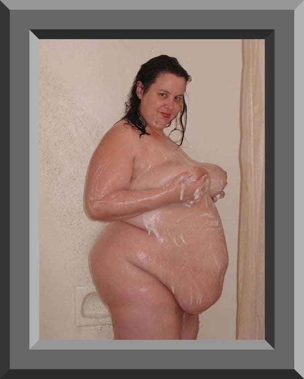 19P Expose fat Slut Mila