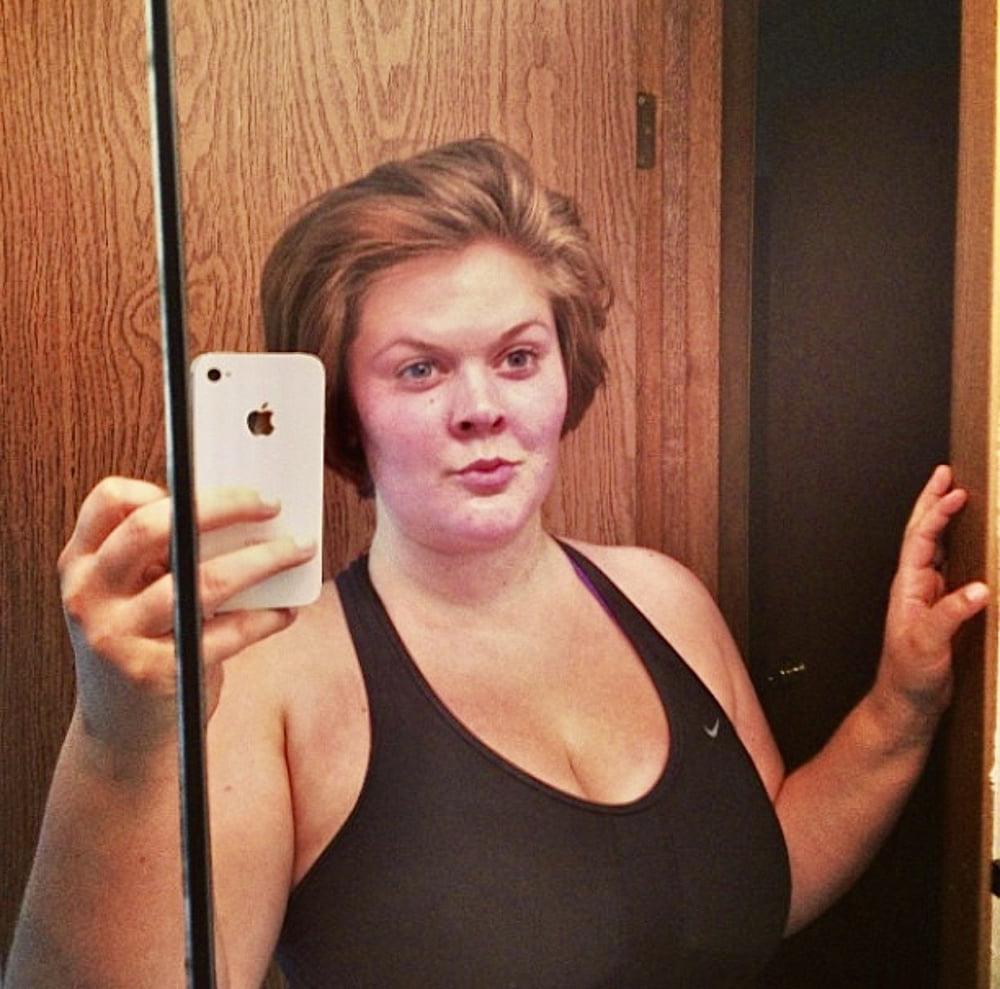 25P Thick Curvy Redhead Big Floppy Tit BBW MILF Emily