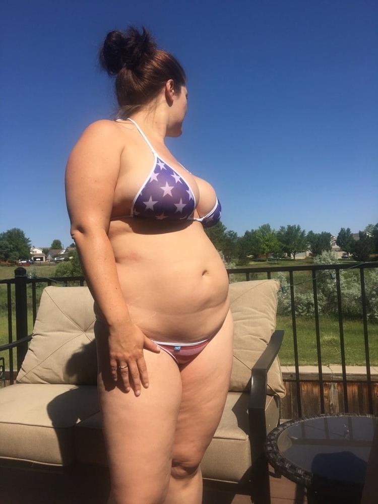 25P Thick Curvy Redhead Big Floppy Tit BBW MILF Emily