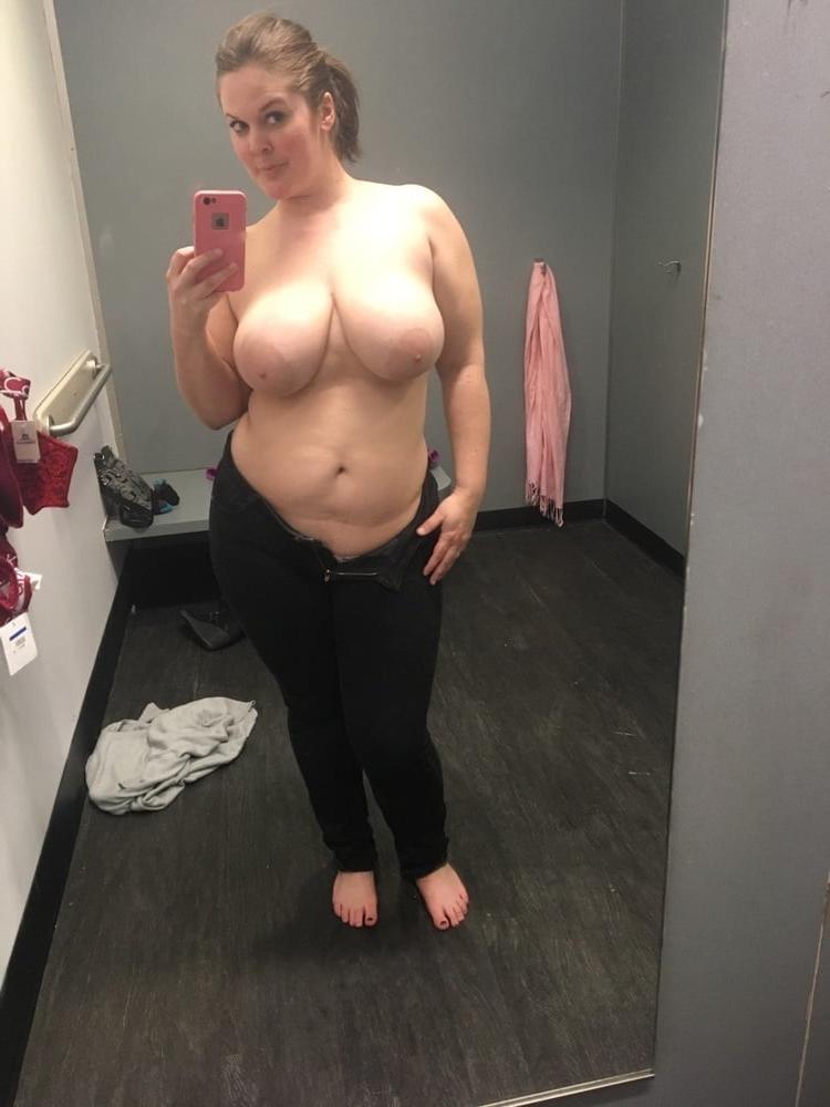 25P Thick Curvy Redhead Big Floppy Tit BBW MILF Emily