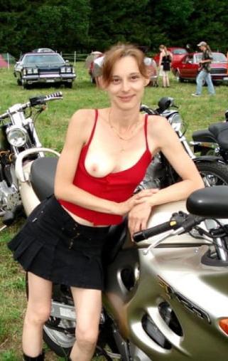20P tiny tits petits seins 52