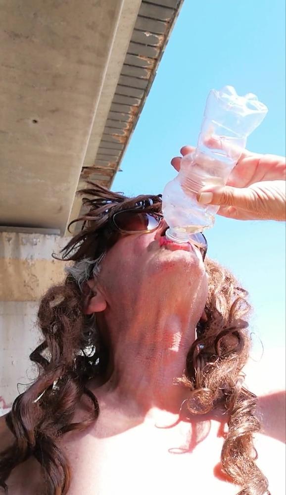 7P I drink the pee still hot