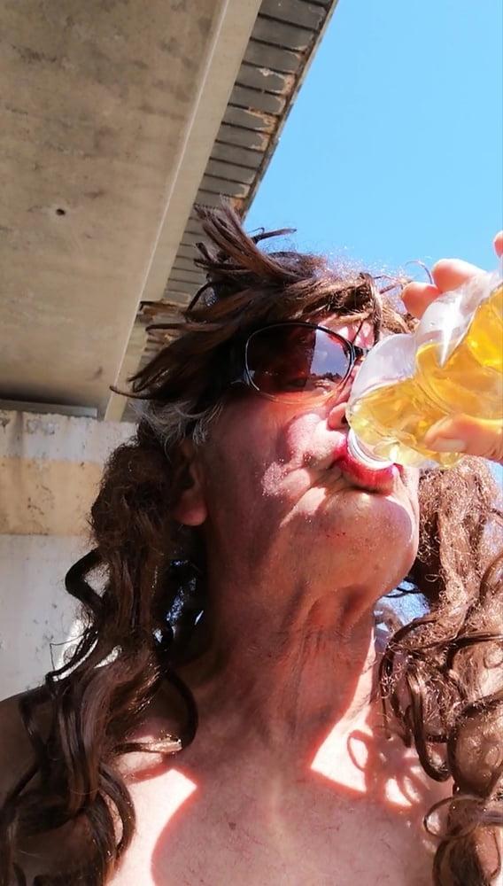 7P I drink the pee still hot