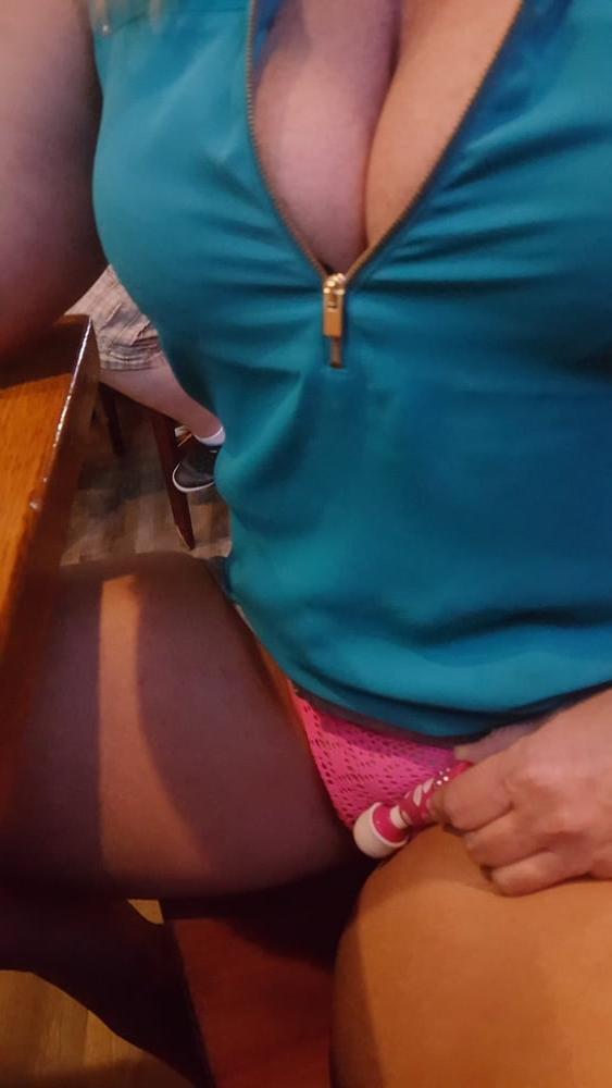 25P Hot Bisexual Blonde Hotwife Cuckold Couple