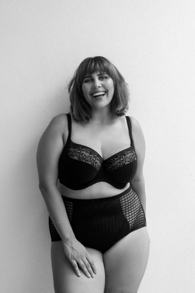 21P Gabriela Caroli - Plus Size Model - Curvy BBW