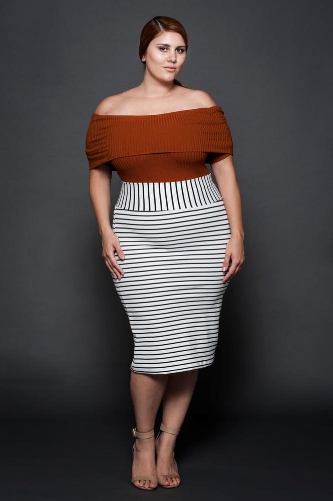 21P Gabriela Caroli - Plus Size Model - Curvy BBW