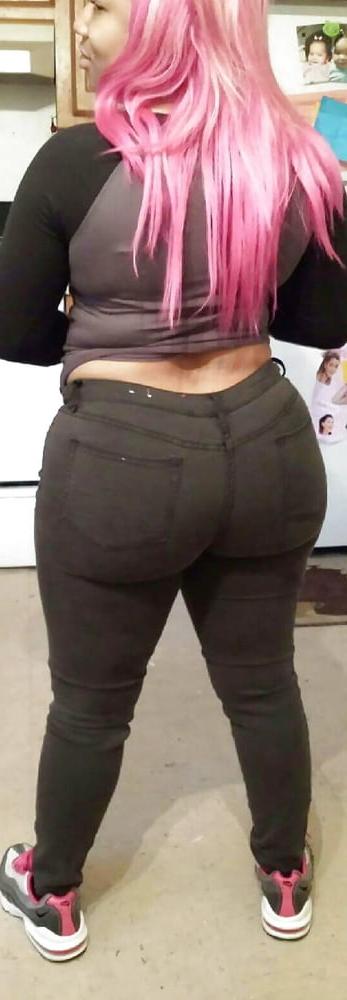 12P Chocolate Curvy Amateur 24