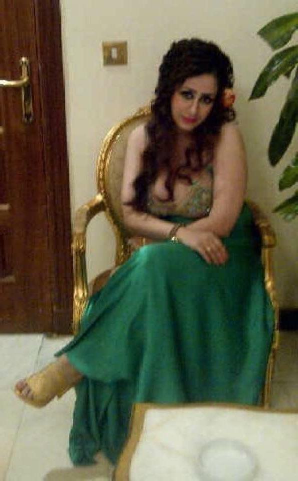 25P Arabian Sluts 541