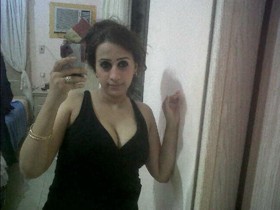25P Arabian Sluts 541