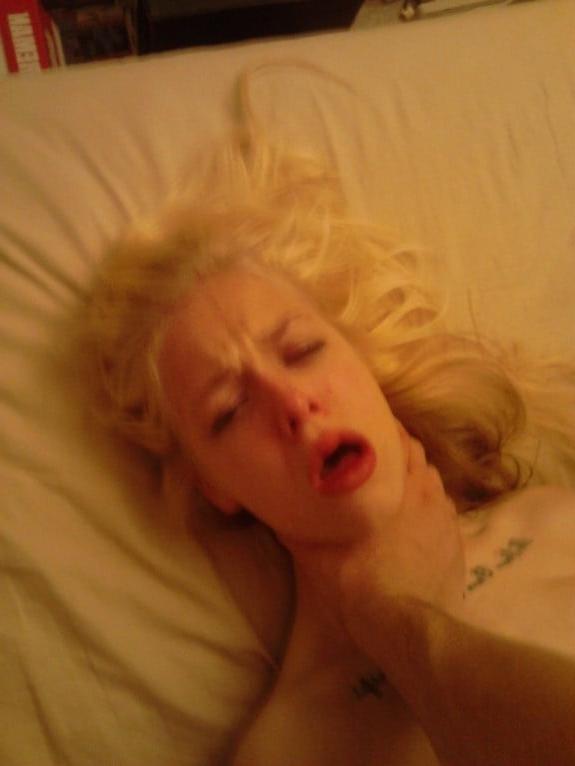 15P Worthless Blonde Bimbo Whore