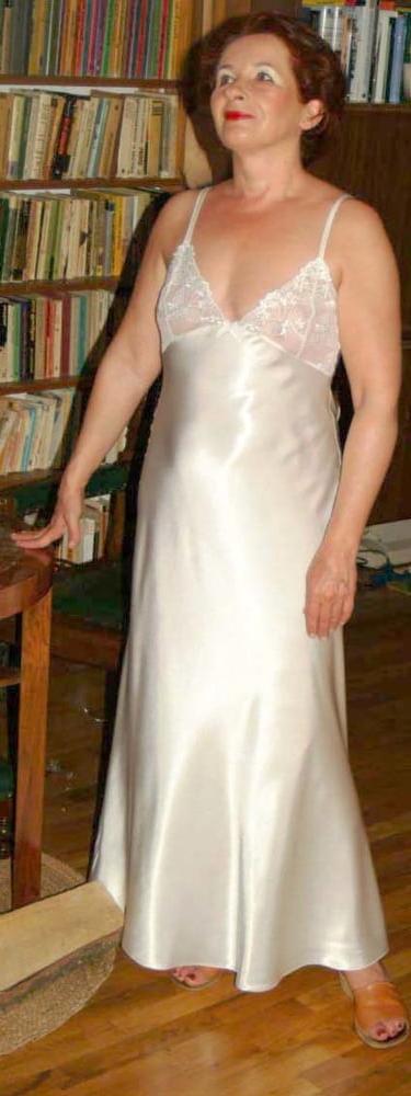 25P Hure u Escort Dame Paula Nr 12N  sehr erfahren Warschau PL