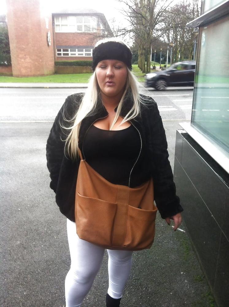 15P Fat chav smoking