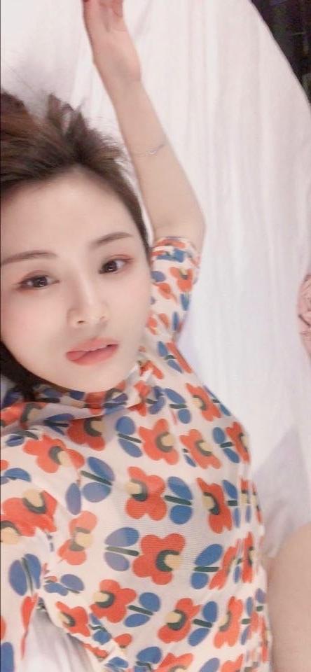 25P Thick Chinese Whore