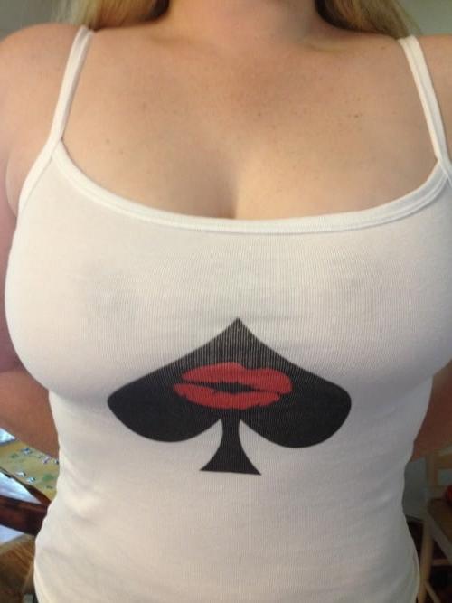 25P Hot wife tattoos.
