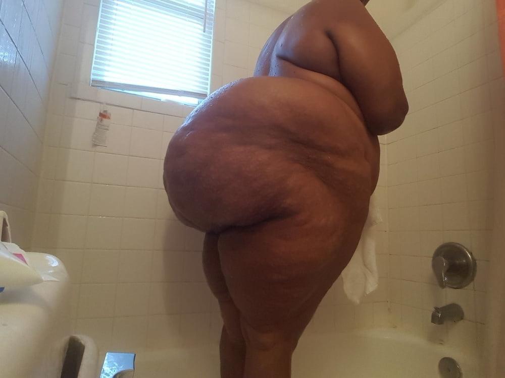 25P Fat Black Asses