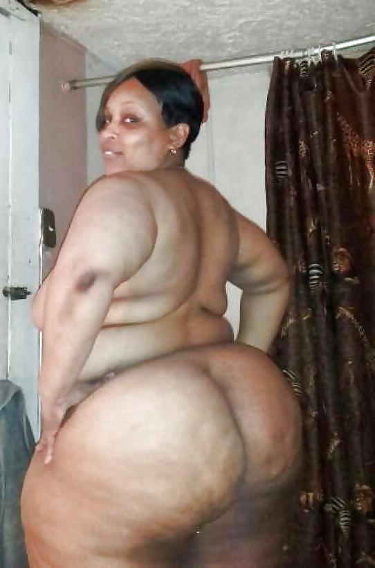 25P Fat Black Asses