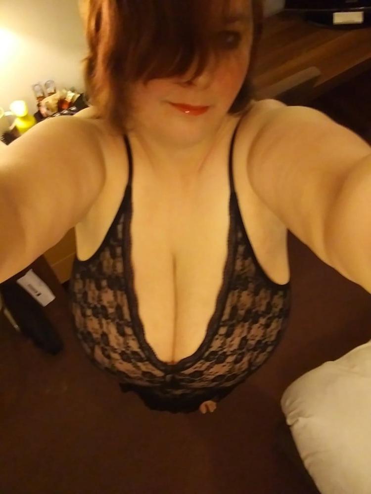 25P CURVY CALEDONIA BUSTY BBW ESCORT