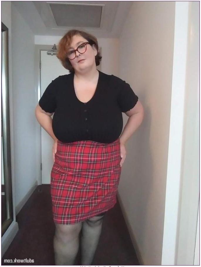 25P CURVY CALEDONIA BUSTY BBW ESCORT