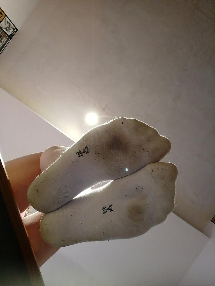 7P Feet and socks