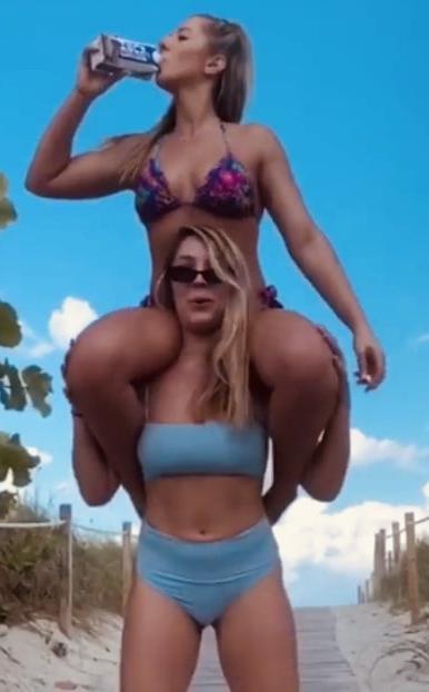 25P Sluts in tiny bikinis 337