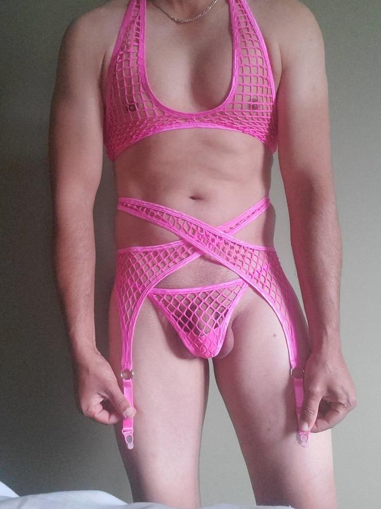 7P Men in panties and stuff