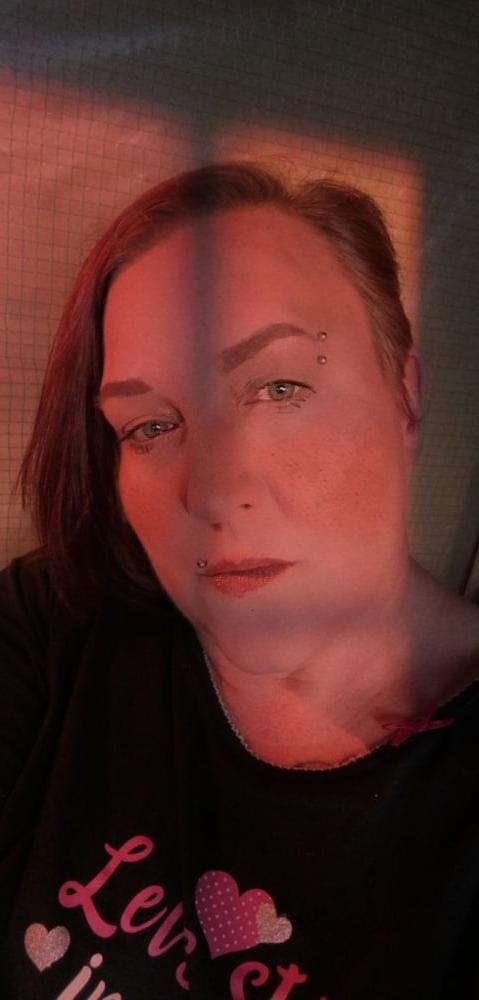 14P New pictures of me on girlfriend's birthday.