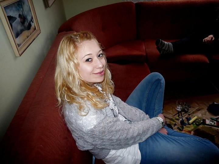 25P Queens in jeans XIII