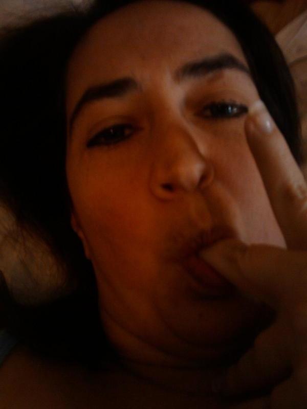25P Dirty Brunette MILF