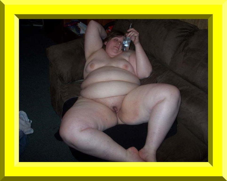 25P Expose Fat Web Slut Tanja