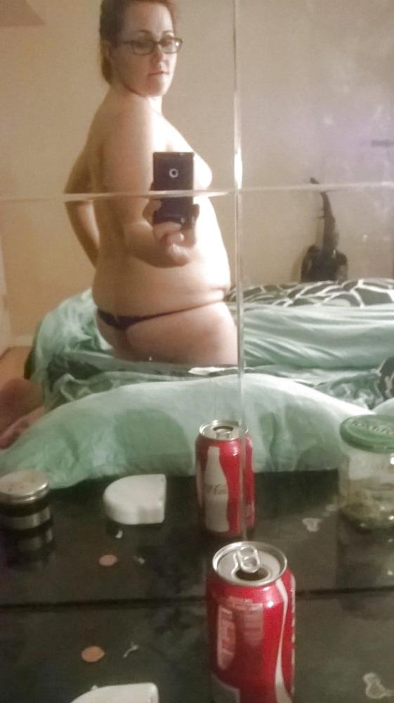 25P Fat fuck pig nicole to expose