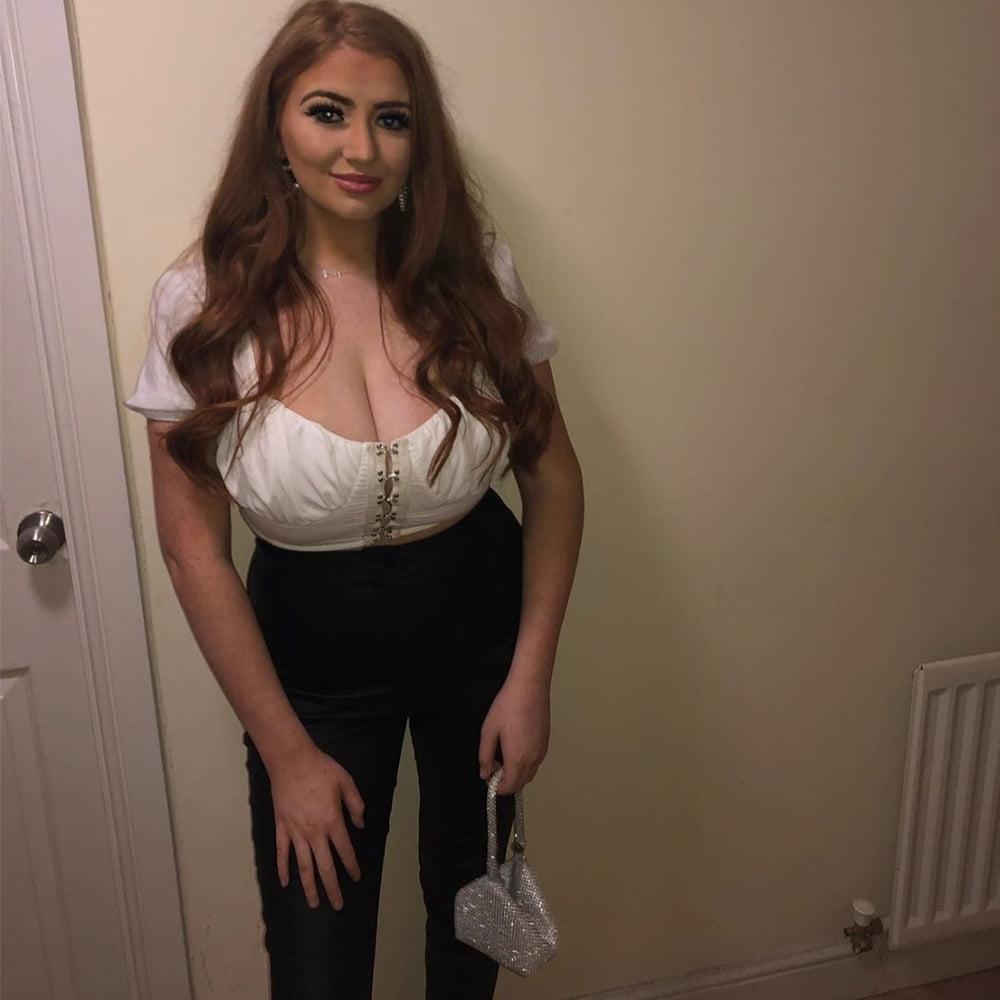 25P Uk Amy 34h fat tits