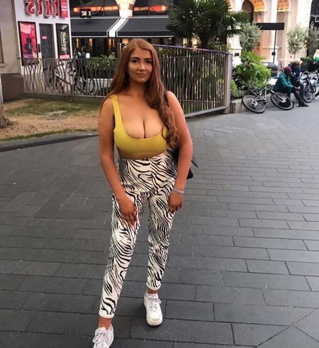 25P Uk Amy 34h fat tits