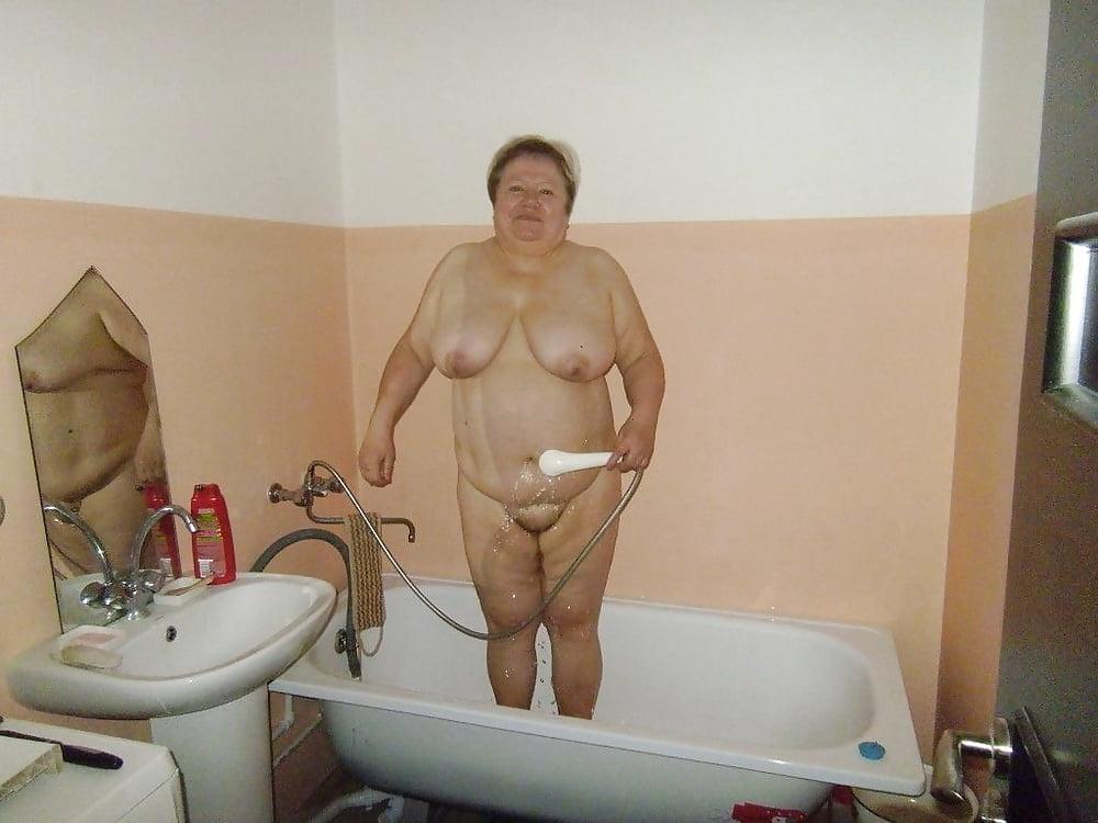25P Fat Old Women are The Best!