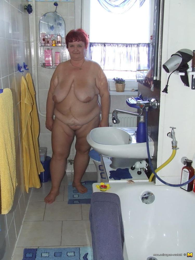 25P Fat Old Women are The Best!