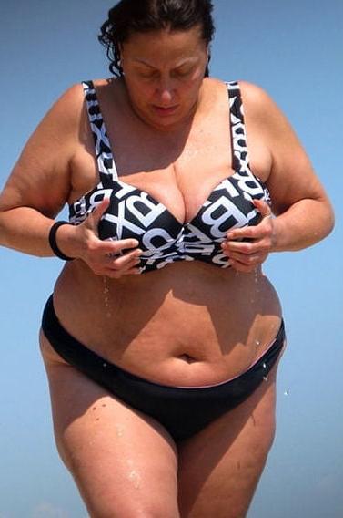 19P BBW - Mature - Bikini and Bathing Suit 3