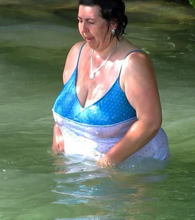 19P BBW - Mature - Bikini and Bathing Suit 3