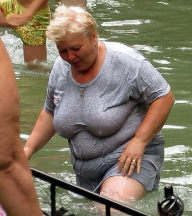 19P BBW - Mature - Bikini and Bathing Suit 3