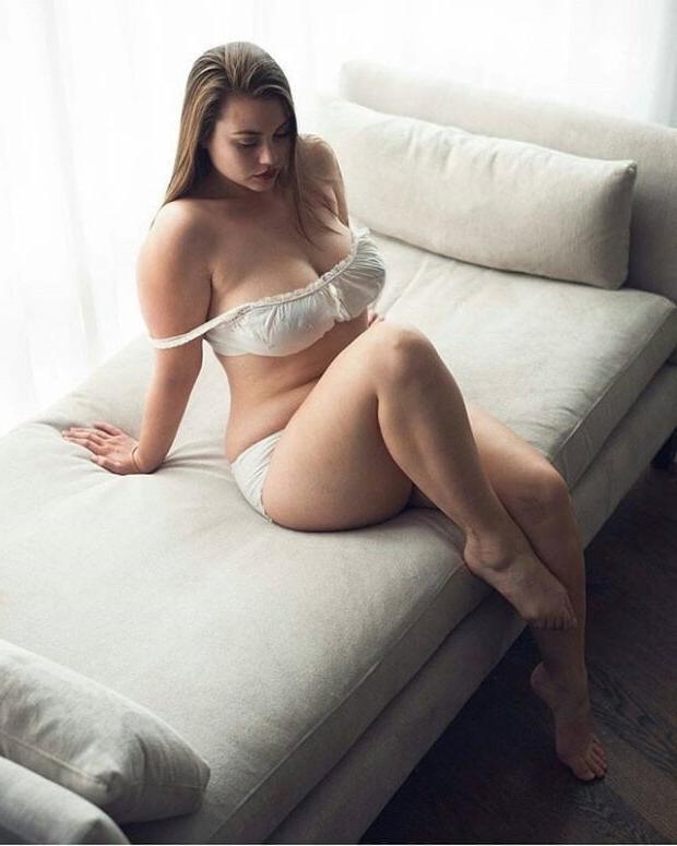 25P Curvy delights