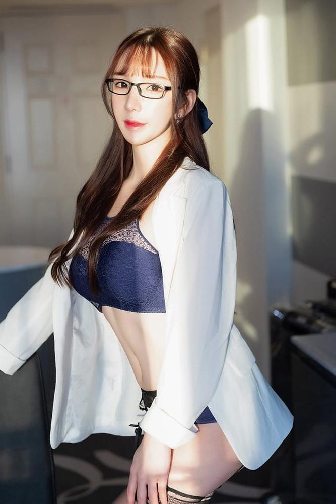 25P Chinese Girl 99
