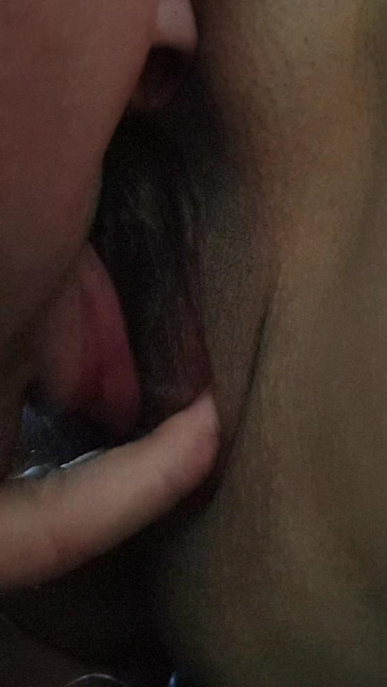 7P Je leche l anus et la chatte de ma coquine