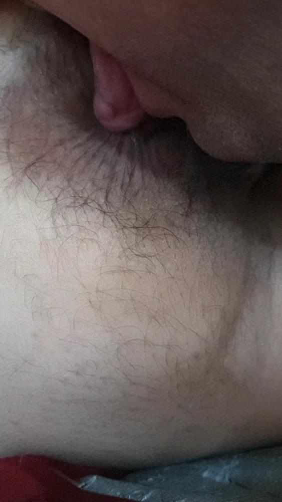7P Je leche l anus et la chatte de ma coquine