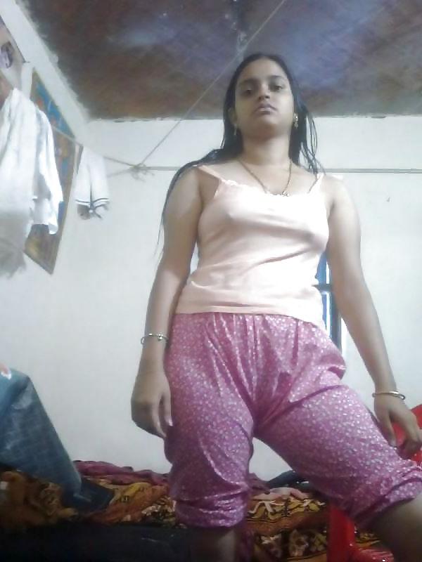 25P Hot arabian and indian girls