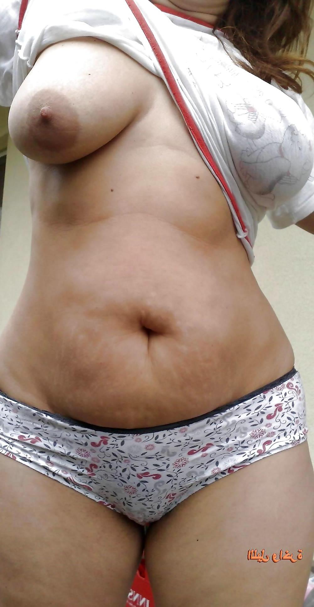 25P Hot arabian and indian girls