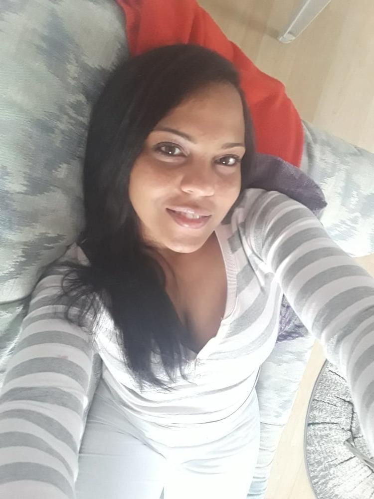 25P Caribian milf and escort Rosaria